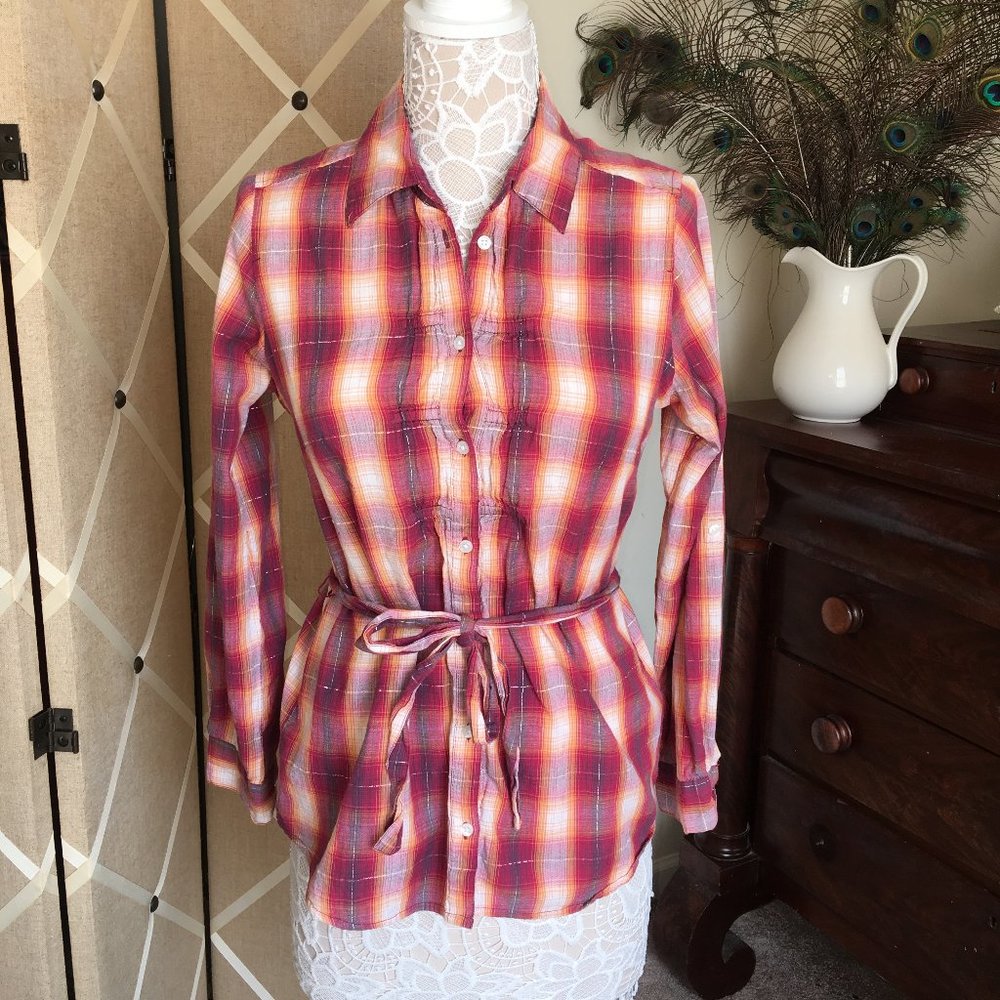 Tractor Supply Co  Button Down Blouse